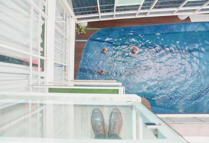 בית מלון כפרי Ramada Encore By Wyndham Kuta Badung