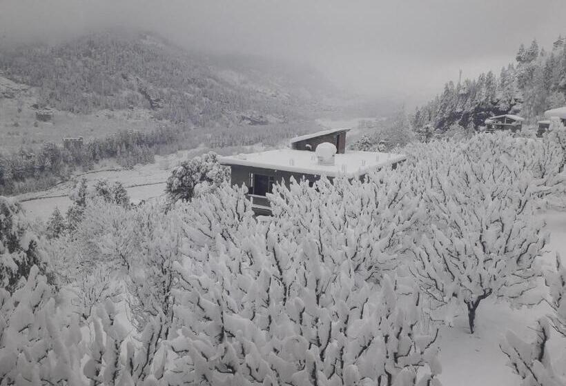 هتل Suraj Retreat Inn