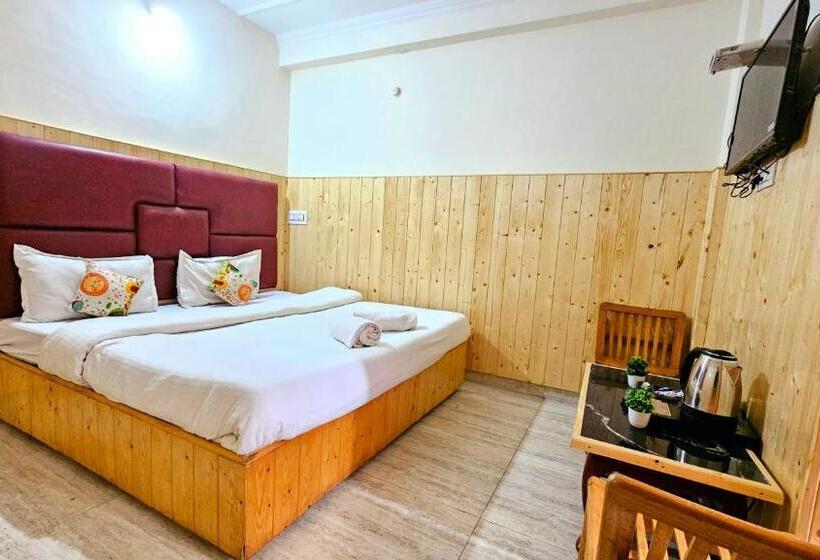 هتل Suraj Retreat Inn