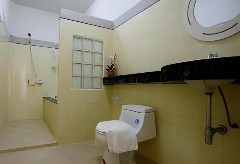 בית מלון כפרי Warina Place