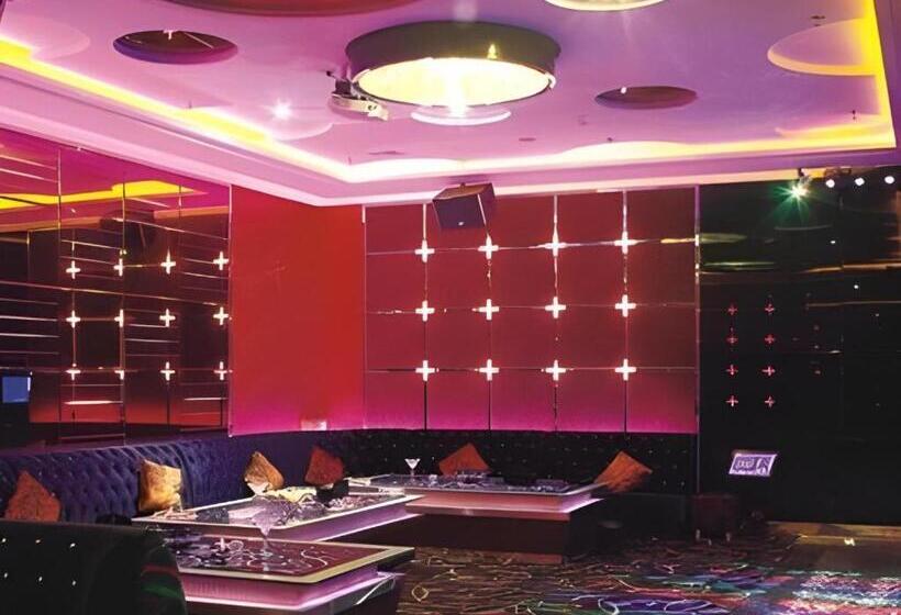 فندق Xiangtan Xintian International