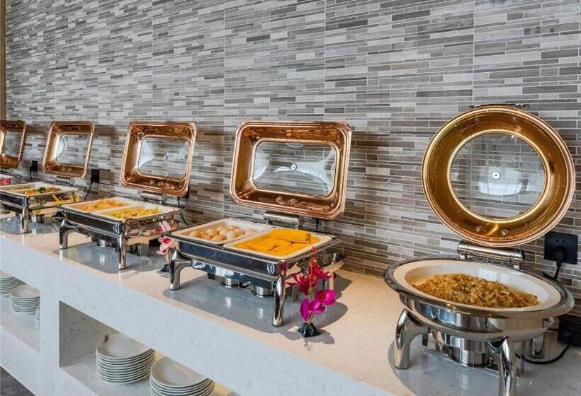 Lavande Hotel Foshan West Station Shishan Zhaoda