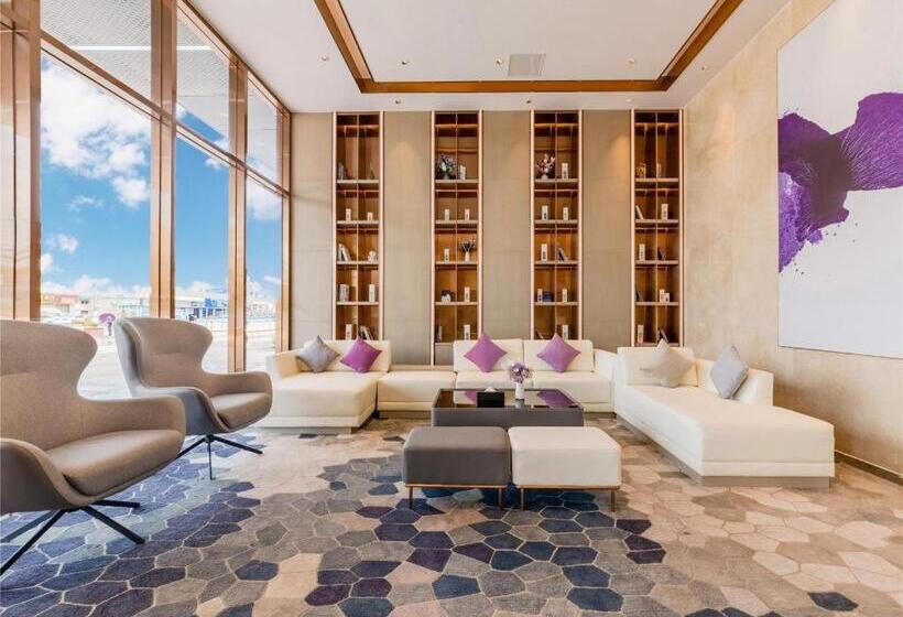 Lavande Hotel Foshan West Station Shishan Zhaoda