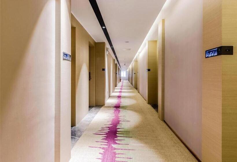 Lavande Hotel Foshan West Station Shishan Zhaoda