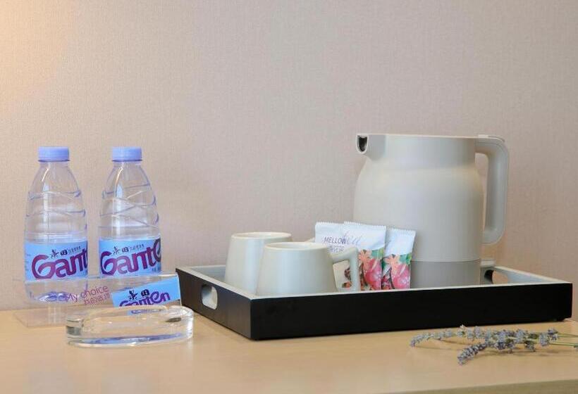 Lavande Hotel Maoming High Speed Railway Station Xinfu Road