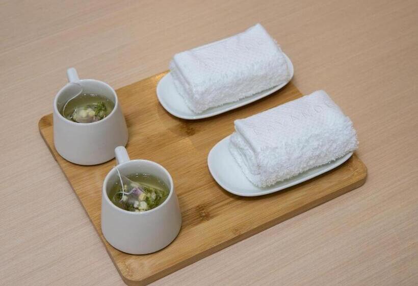 Lavande Hotel Maoming High Speed Railway Station Xinfu Road