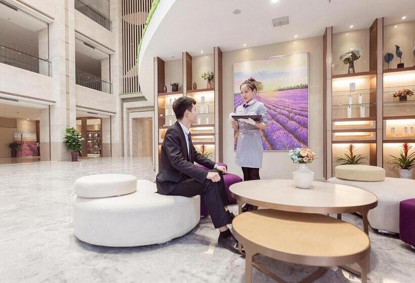 Lavande Hotel·jining Party School Building