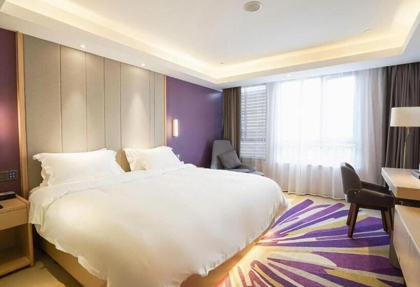 Lavande Hotels· Jingmen Xingqiu Shijiecheng