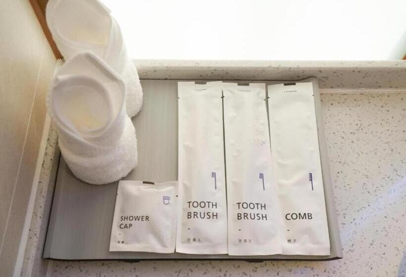 Lavande Hotels· Jingmen Xingqiu Shijiecheng