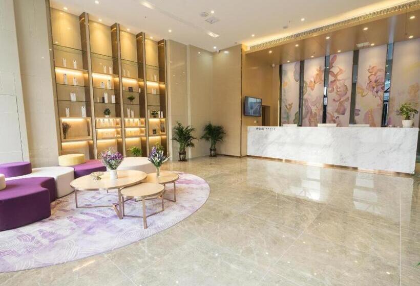 Lavande Hotels· Jingmen Xingqiu Shijiecheng