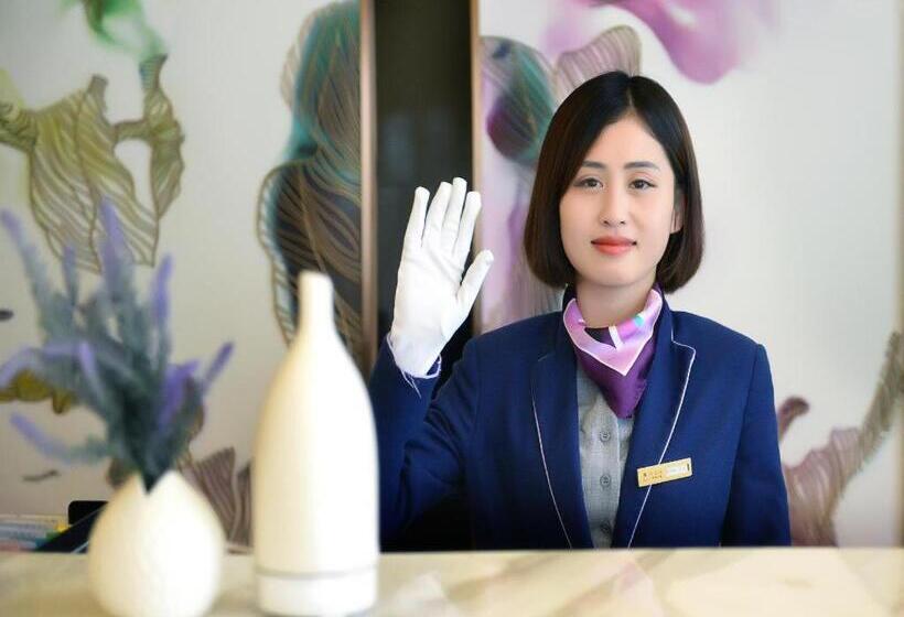 Lavande Hotel·yichun Wanda, High Speed Railway Station