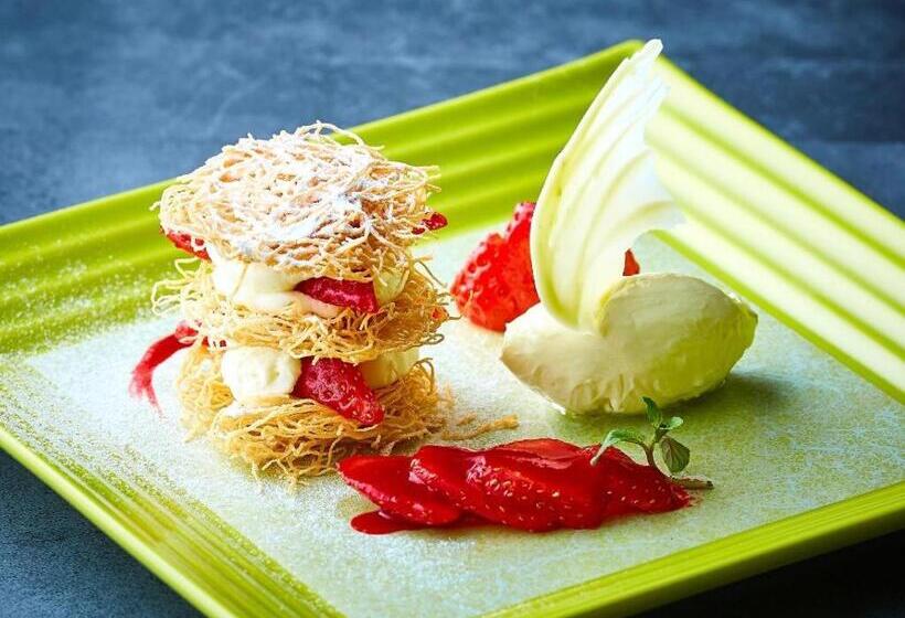 Luxury Hotel Kazenokaori Mori Premier