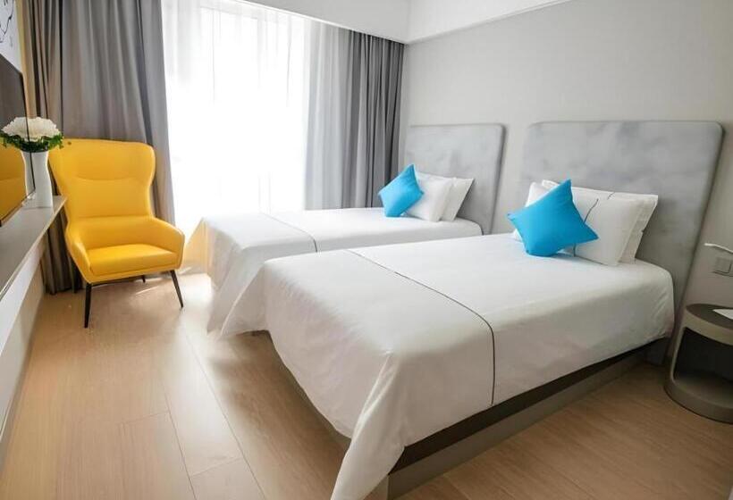 Magnotel Taizhou Shifu Avenue