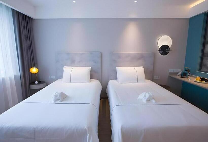 Magnotel Taizhou Shifu Avenue