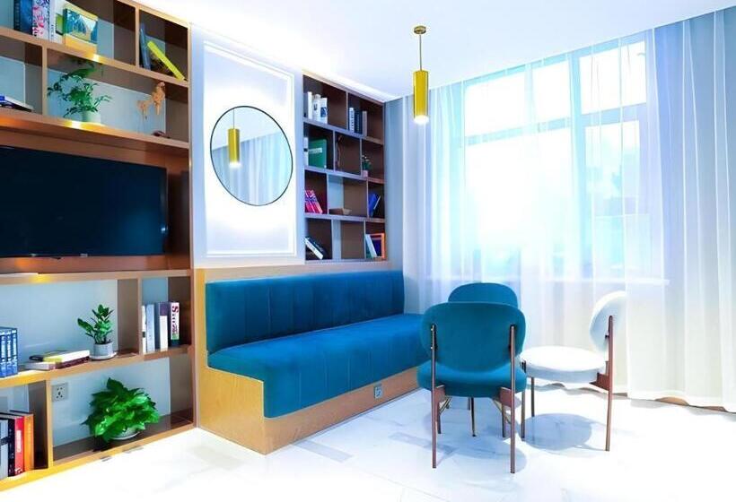 Magnotel Wulanhaote Hanshan Dong Street