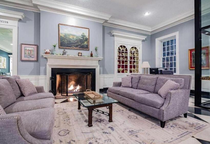 Natural Bridge Hotel, Trademark Collection By Wyndham