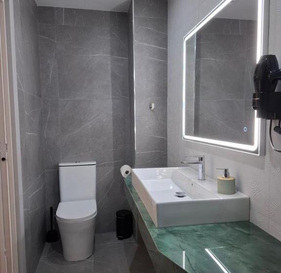 ペンション Exotique Santander