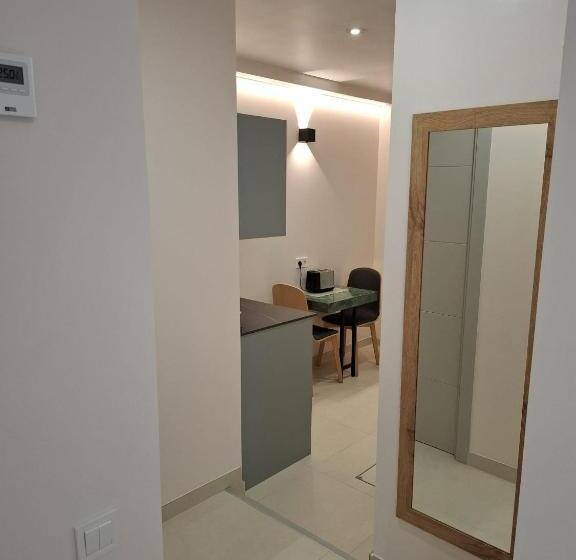 ペンション Exotique Santander