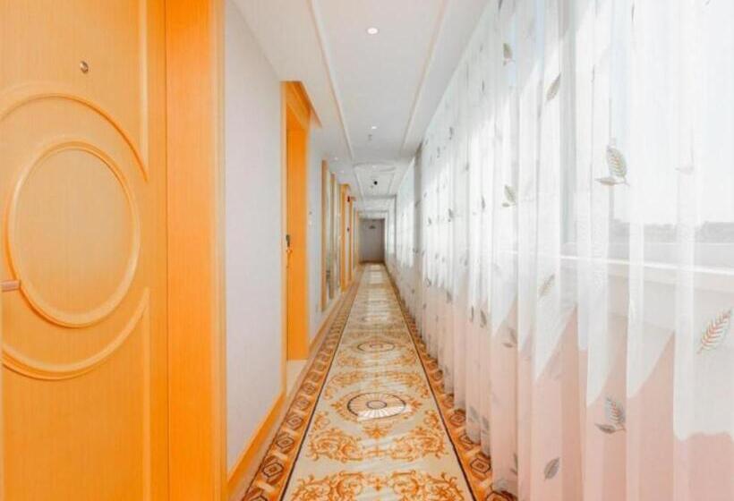 Vienna Hotel Guangxi Hezhou Guposhan Suifeng