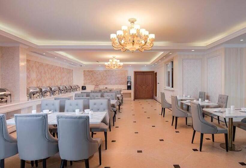 Vienna Hotel Guiyang North Station Dream City