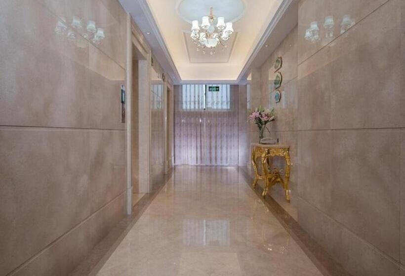 Vienna Hotel Nanning Anji Wanda 33rd Middle School Metro Station