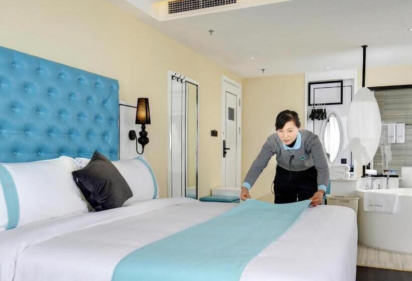 Xana Hotelle Chengdu Dafeng Huirong Plaza Longhu Street