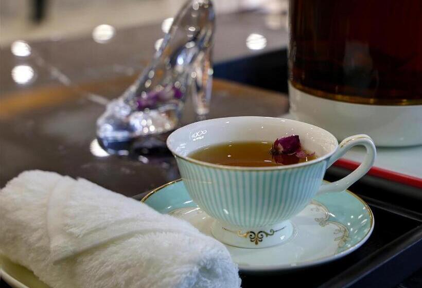 Xana Hotelle Chengdu Dafeng Huirong Plaza Longhu Street