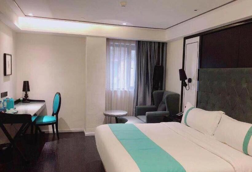 Xana Hotelle Neijiang City Center Branch