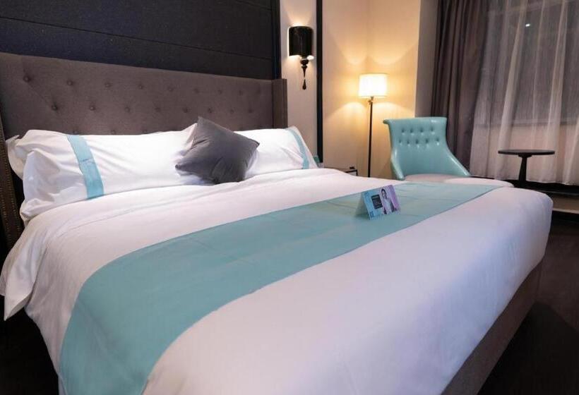 Xana Hotelle· Wulumuqi High Speed Railway Station Baonengcheng