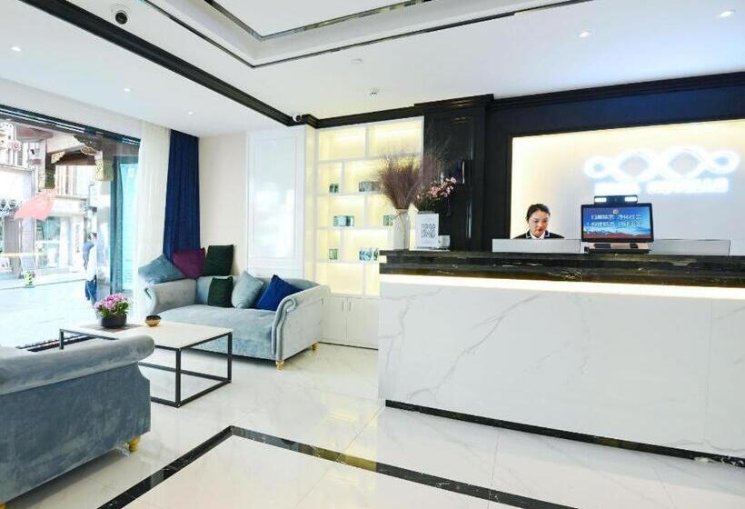 Xana Hotelle Xi An Zhonglou, Huimin Street Metro Station