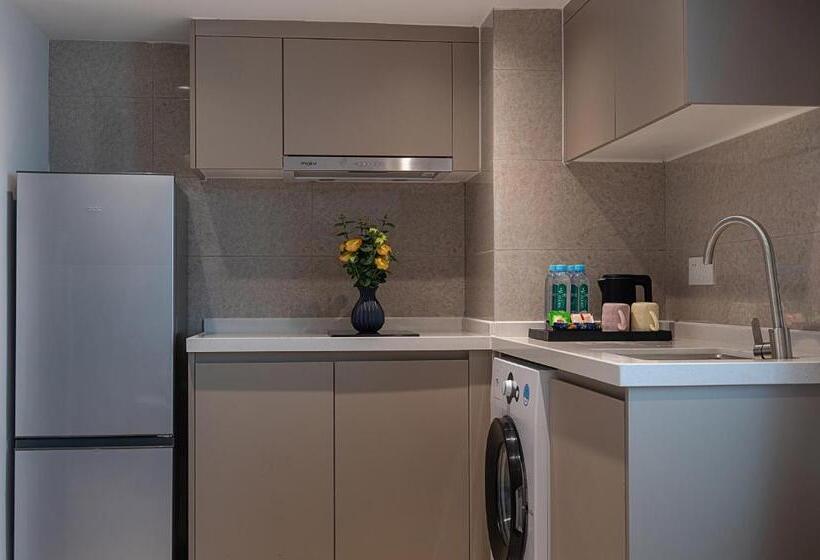 金舍名都国际公寓广州天河金融城三溪地铁站店