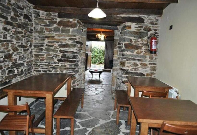 Общежитие A Horta De Abel