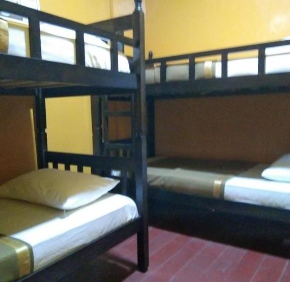 ユースホステル Perhentian Warisan Pulau Perhentian Besut Terengganu Malaysia