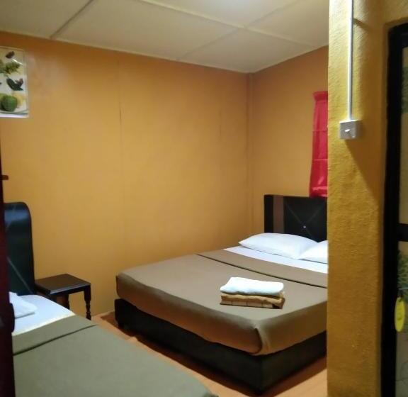 ユースホステル Perhentian Warisan Pulau Perhentian Besut Terengganu Malaysia