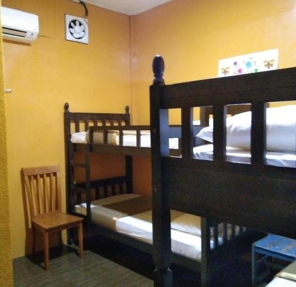 ユースホステル Perhentian Warisan Pulau Perhentian Besut Terengganu Malaysia