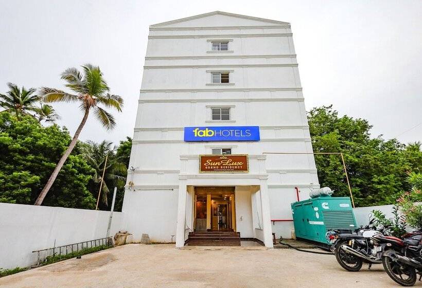 Fabhotel Sun Lux Grand Residency