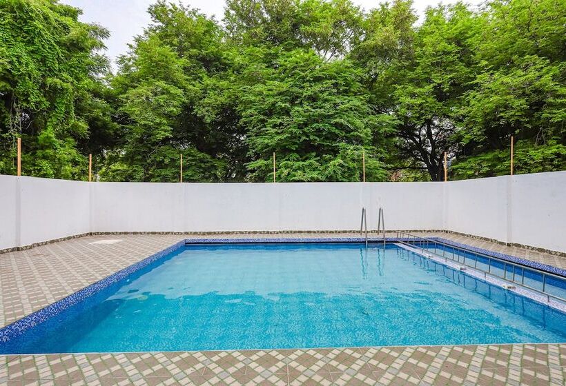 Fabhotel Sun Lux Grand Residency