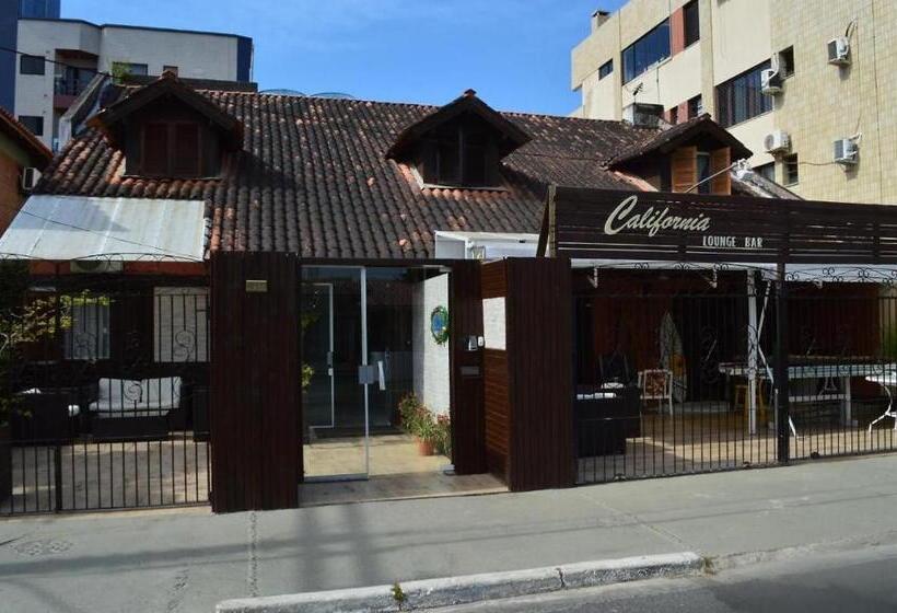 Отель Break House Beach