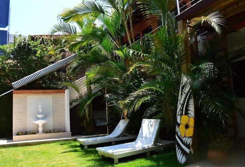 Отель Break House Beach