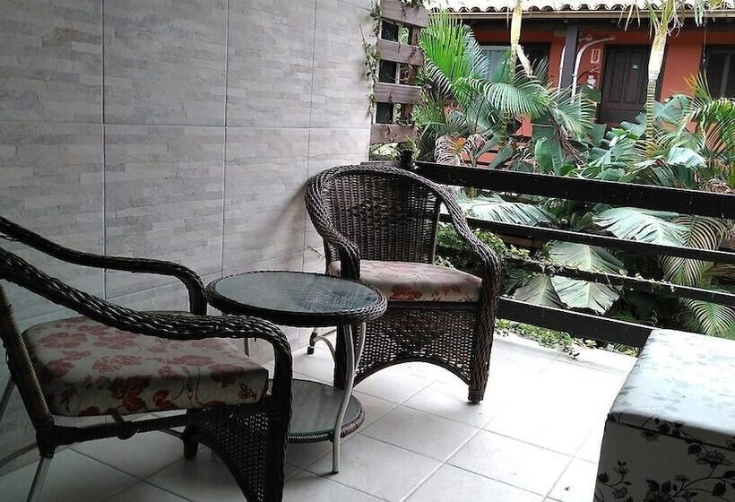 Отель Break House Beach