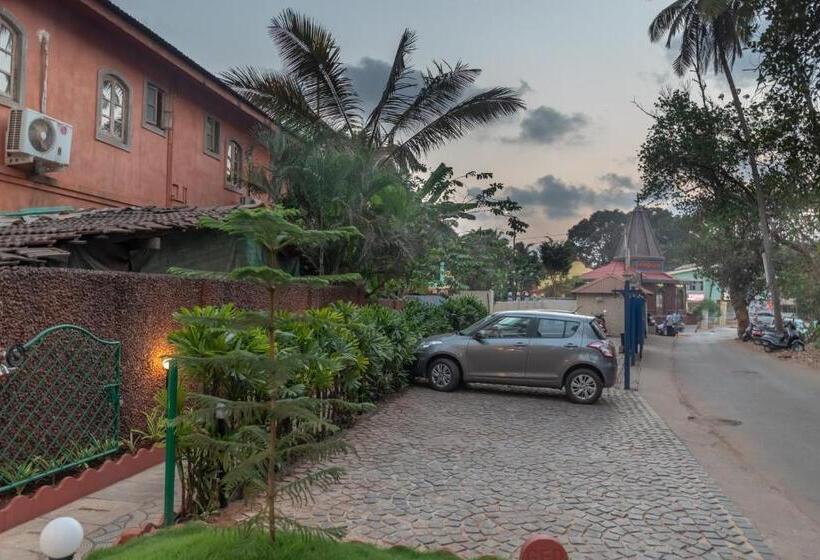 هتل Citrus Prime Candolm, Goa