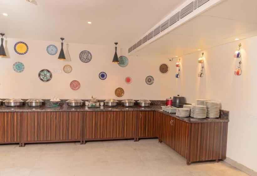 هتل Citrus Prime Candolm, Goa