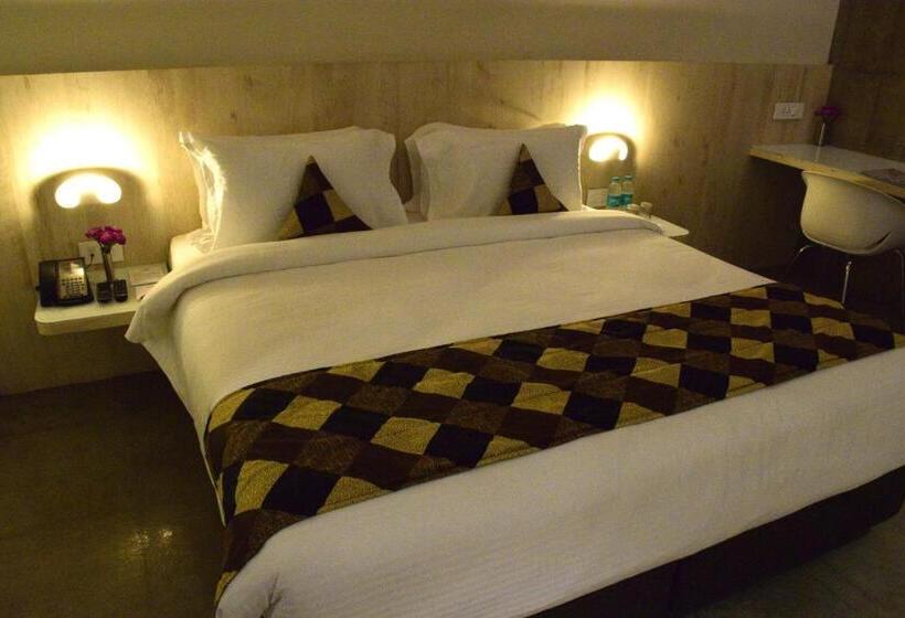 هتل Citrus Prime Candolm, Goa