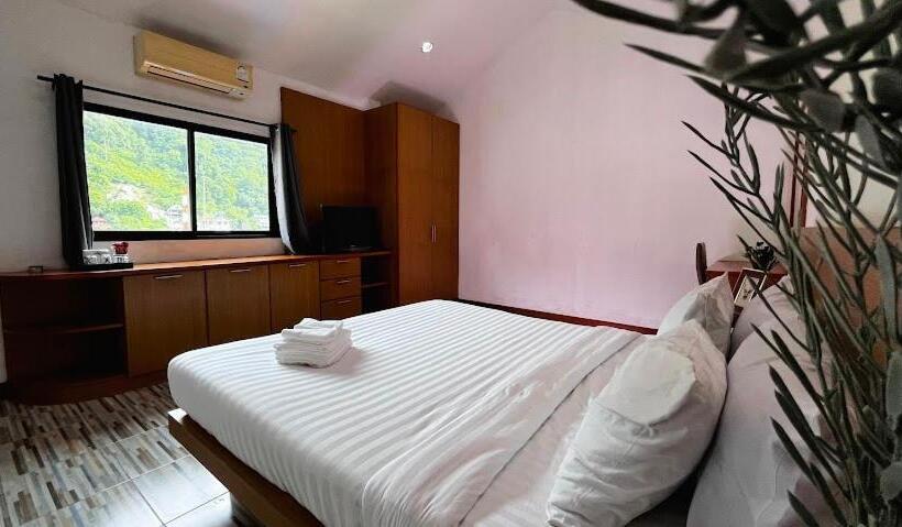 Hotel Coco Mountain View Guest House