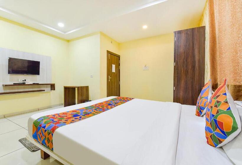 בית מלון כפרי Fabexpress A2 And Restro