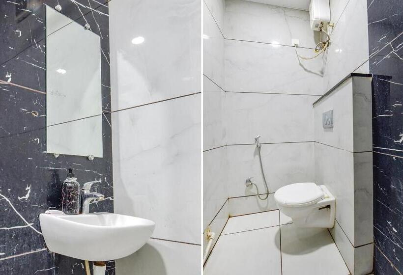 בית מלון כפרי Fabexpress A2 And Restro