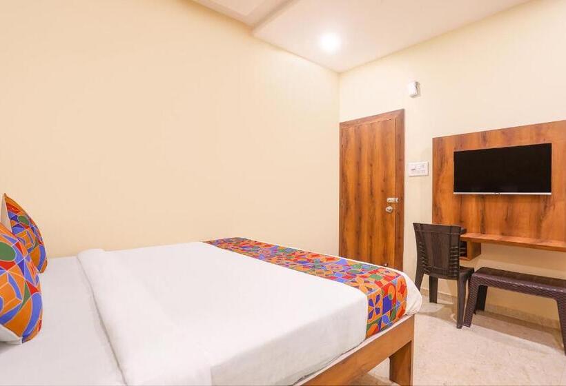 בית מלון כפרי Fabexpress Dreamz Inn