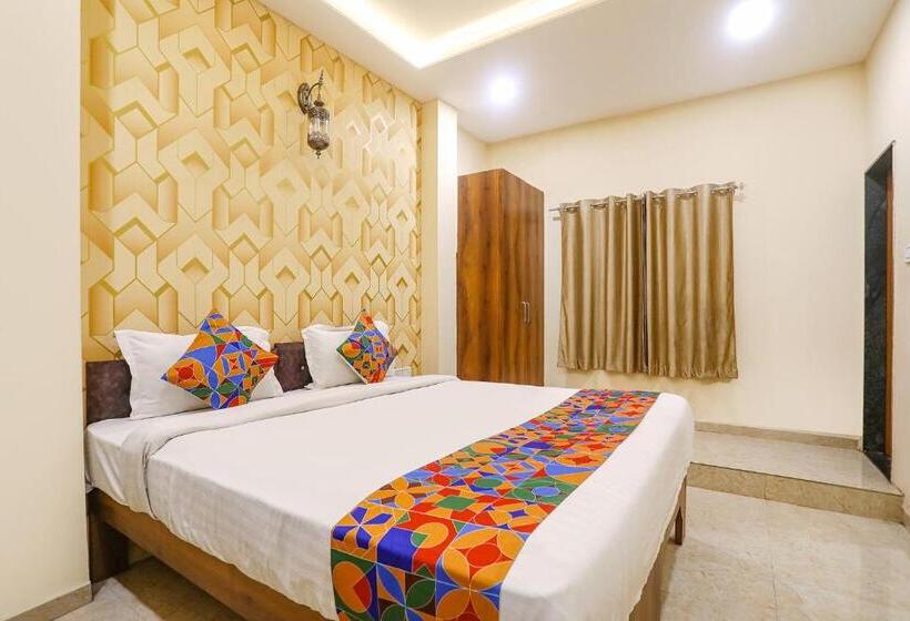 בית מלון כפרי Fabexpress Dreamz Inn