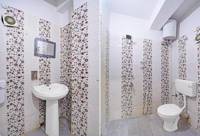 호텔 Oyo Tower Shanavi Inn