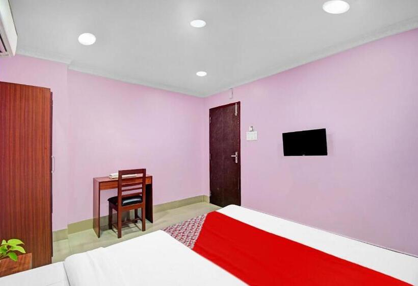 호텔 Oyo Tower Shanavi Inn